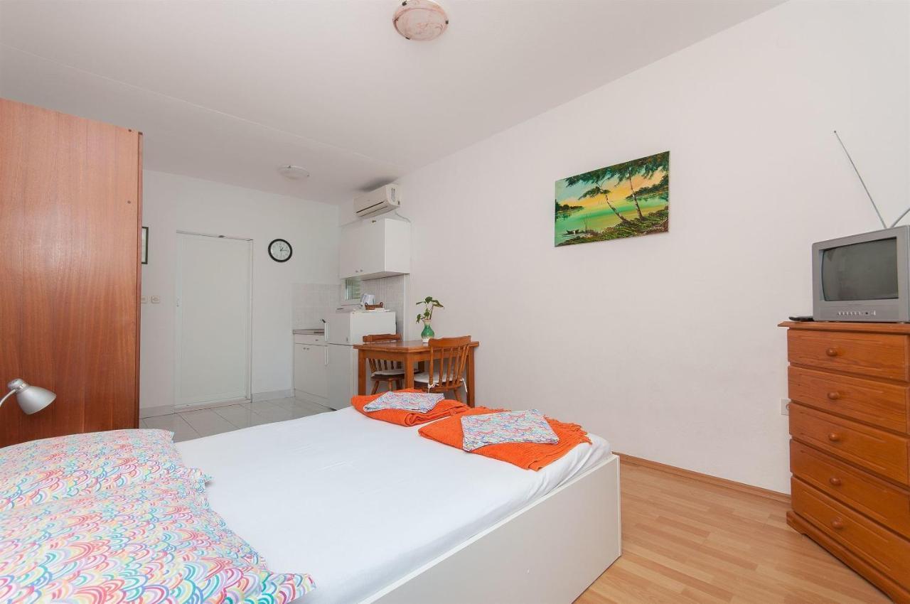 Apartments Zorica Tucepi Ngoại thất bức ảnh