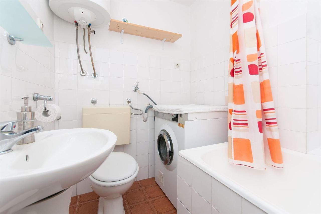 Apartments Zorica Tucepi Ngoại thất bức ảnh
