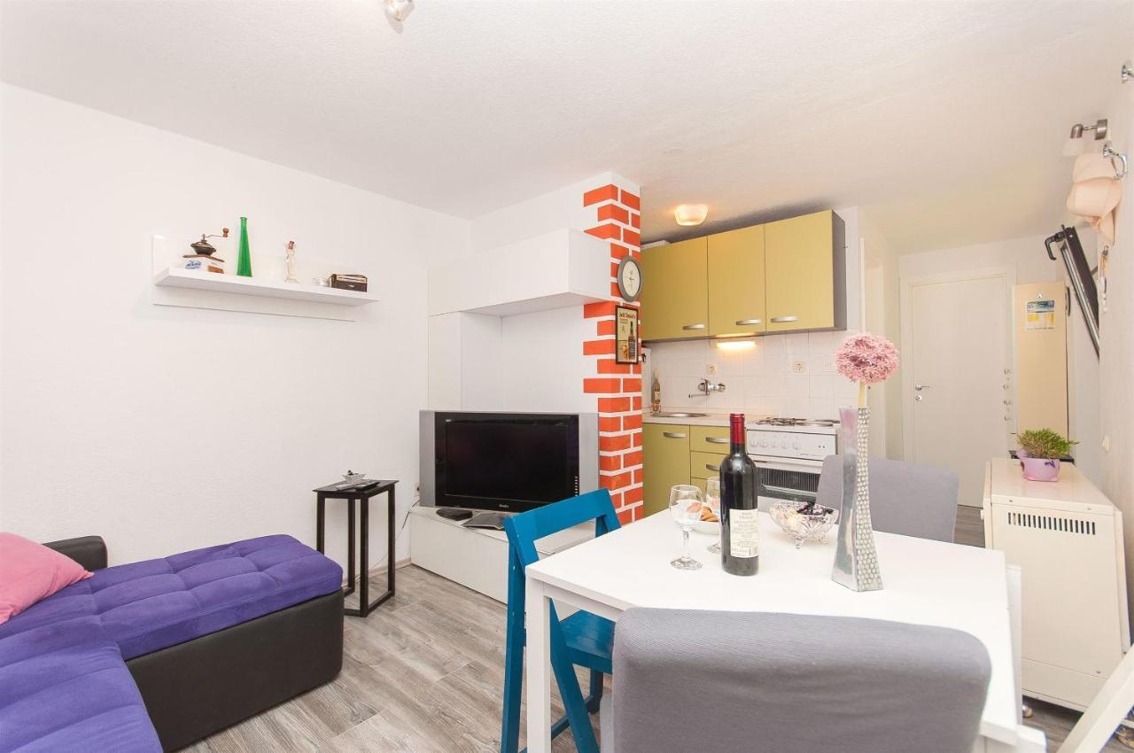Apartments Zorica Tucepi Ngoại thất bức ảnh