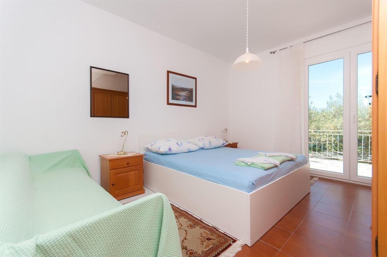 Apartments Zorica Tucepi Ngoại thất bức ảnh